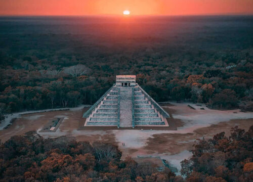 Tesoros Arqueológicos: Chichén Itzá. DELUXE